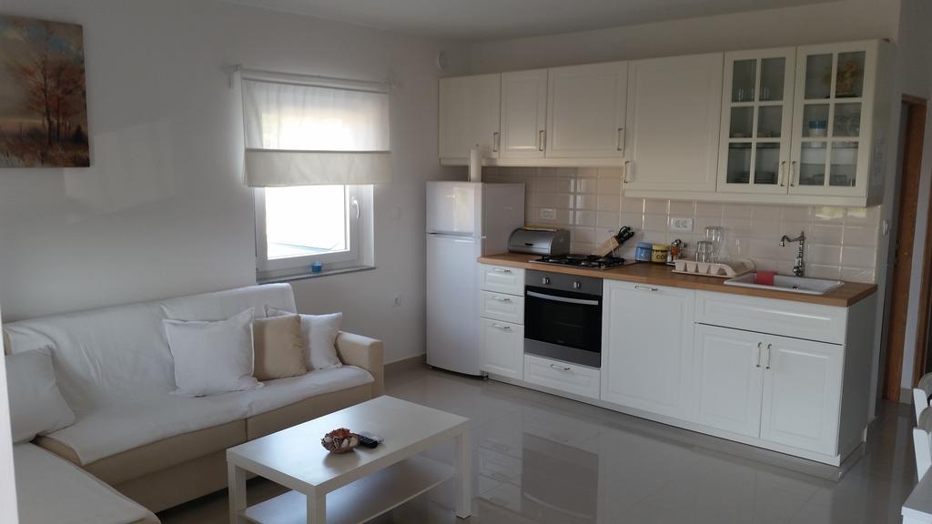 Apartments Zanic With Private Swimming Pool And Sea View Starigrad Paklenica Exterior foto